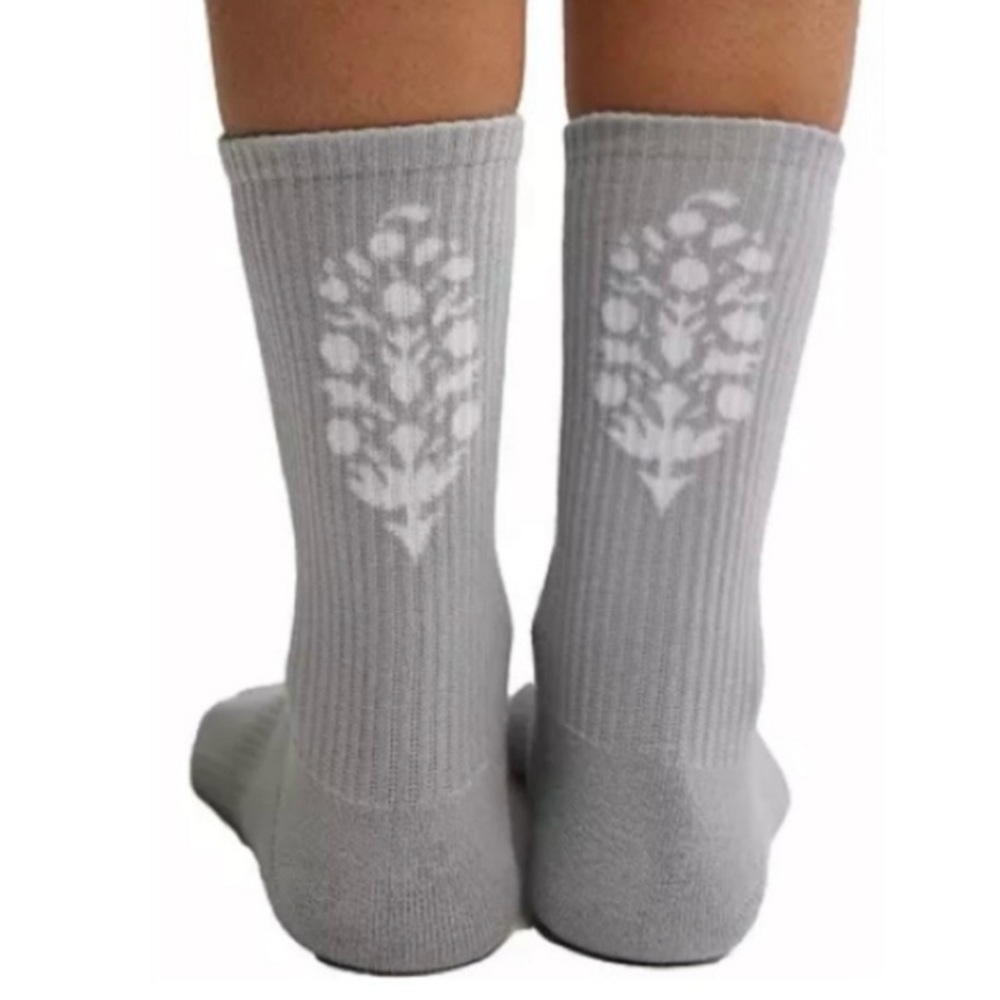 FP Movement Last Lap Tube Socks (Steel/White) NWT